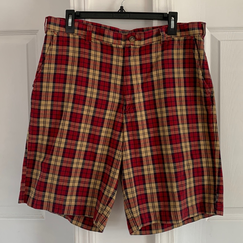 OLD NAVY SHORTS